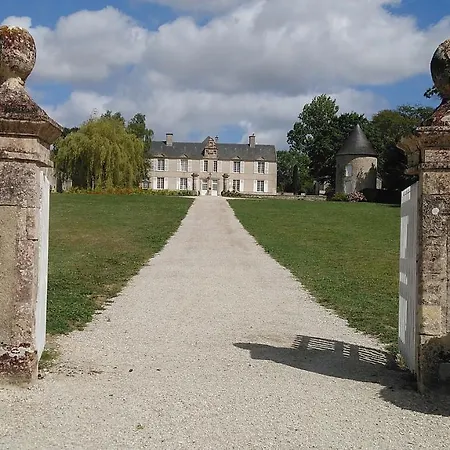 Bed & Breakfast Manoir De Conjon