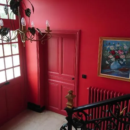 Manoir De Conjon Bed & Breakfast 3*