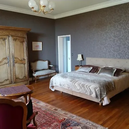 Bed & Breakfast Manoir De Conjon Crouay