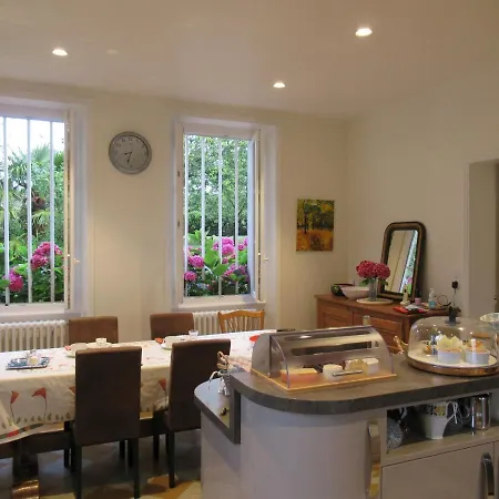 Bed & Breakfast Manoir De Conjon Crouay