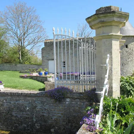 Manoir De Conjon 3*