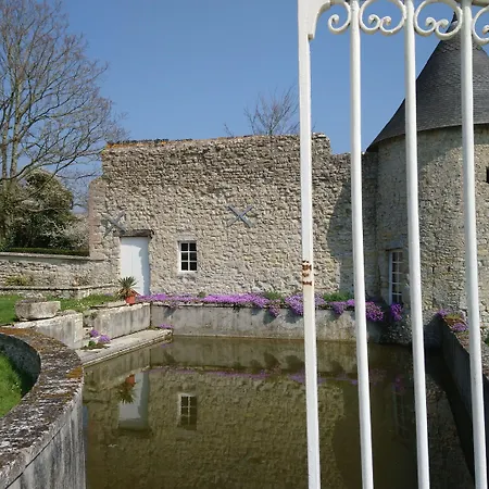 Bed & Breakfast Manoir De Conjon