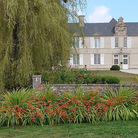 Manoir De Conjon Bed & Breakfast Crouay