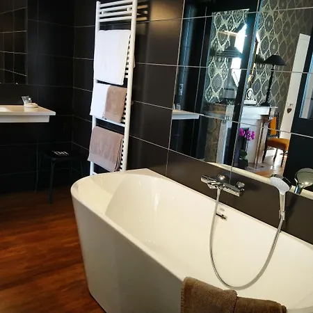 Bed and breakfast Manoir De Conjon Crouay