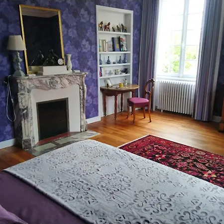 Manoir De Conjon 3*