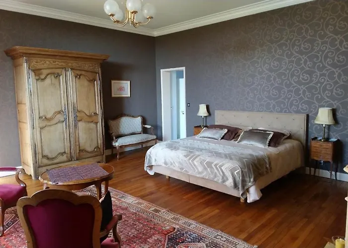Bed & Breakfast Manoir De Conjon Crouay