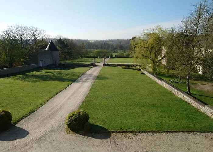 Manoir De Conjon Bed & Breakfast