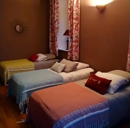 Bed & Breakfast Manoir De Conjon 3*