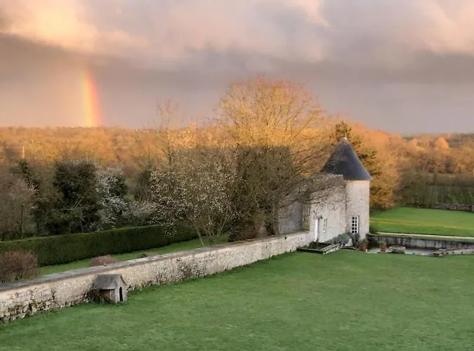 Manoir De Conjon Bed & Breakfast Crouay