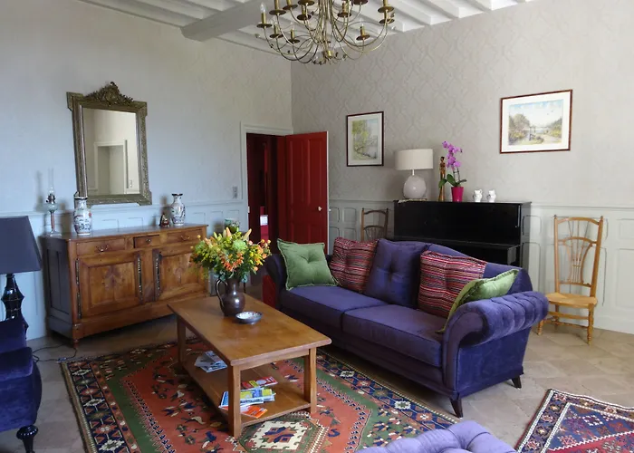 Manoir De Conjon Bed & Breakfast Crouay