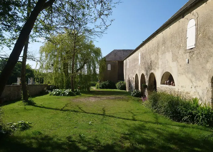 Manoir De Conjon Bed & Breakfast