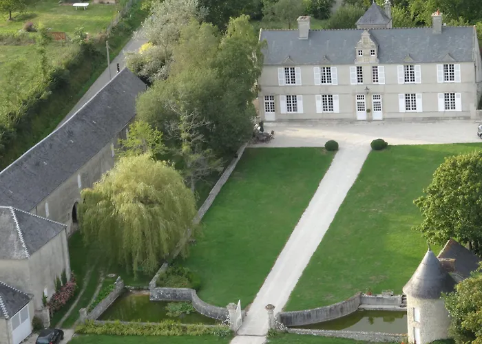 Manoir De Conjon Bed & Breakfast